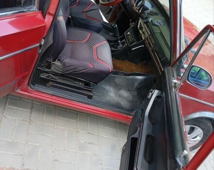 Червоний ВАЗ 2103, об'ємом двигуна 0 л та пробігом 80 тис. км за 433 $, фото 3 на Automoto.ua
