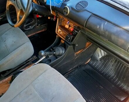 Красный ВАЗ 2103, объемом двигателя 1.6 л и пробегом 250 тыс. км за 850 $, фото 5 на Automoto.ua