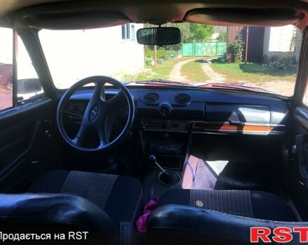 Червоний ВАЗ 2103, об'ємом двигуна 1.5 л та пробігом 0 тис. км за 1200 $, фото 2 на Automoto.ua