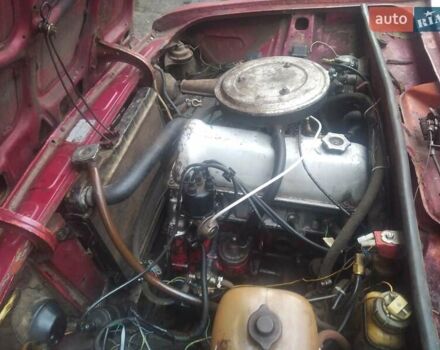 Красный ВАЗ 2103, объемом двигателя 1.3 л и пробегом 350 тыс. км за 550 $, фото 4 на Automoto.ua