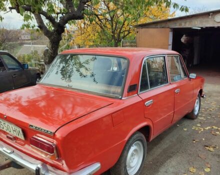ВАЗ 2103 1976 в Николаеве на Automoto.ua Красный ВАЗ 2103, объемом двигателя 1 л и пробегом 29 тыс. км за 1000 $, фото 3 на Automoto.ua