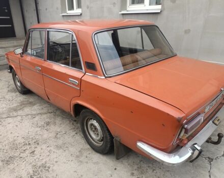Красный ВАЗ 2103, объемом двигателя 1.5 л и пробегом 150 тыс. км за 400 $, фото 3 на Automoto.ua