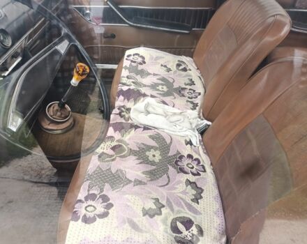 Красный ВАЗ 2103, объемом двигателя 1.5 л и пробегом 150 тыс. км за 400 $, фото 4 на Automoto.ua