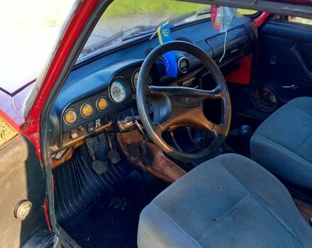 Красный ВАЗ 2103, объемом двигателя 1.6 л и пробегом 250 тыс. км за 850 $, фото 4 на Automoto.ua