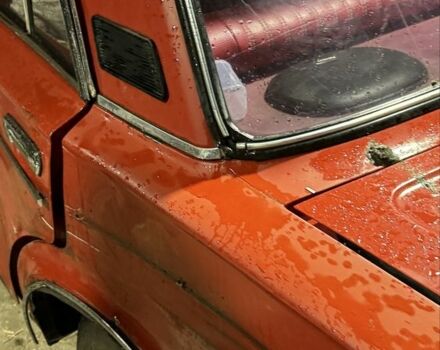 ВАЗ 2103 1976 в Синельниковом на Automoto.ua Красный ВАЗ 2103, объемом двигателя 1.5 л и пробегом 65 тыс. км за 500 $, фото 6 на Automoto.ua