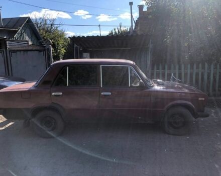 Красный ВАЗ 2103, объемом двигателя 1.5 л и пробегом 50 тыс. км за 832 $, фото 2 на Automoto.ua