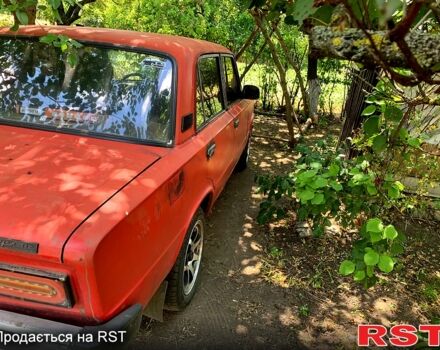 ВАЗ 2103 1977 в Кагарлыке на Automoto.ua Красный ВАЗ 2103, объемом двигателя 1.6 л и пробегом 222 тыс. км за 830 $, фото 4 на Automoto.ua