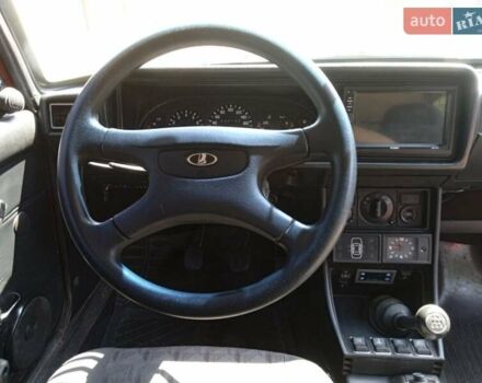 Красный ВАЗ 2103, объемом двигателя 1.45 л и пробегом 46 тыс. км за 3530 $, фото 11 на Automoto.ua