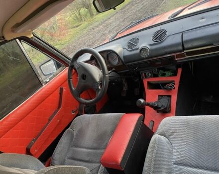 Красный ВАЗ 2103, объемом двигателя 1.5 л и пробегом 65 тыс. км за 474 $, фото 5 на Automoto.ua