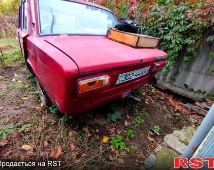 Красный ВАЗ 2103, объемом двигателя 1.3 л и пробегом 77 тыс. км за 216 $, фото 1 на Automoto.ua