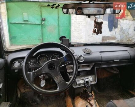 Красный ВАЗ 2103, объемом двигателя 0 л и пробегом 300 тыс. км за 850 $, фото 3 на Automoto.ua