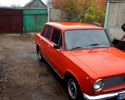 Красный ВАЗ 2103, объемом двигателя 1.2 л и пробегом 0 тыс. км за 750 $, фото 3 на Automoto.ua
