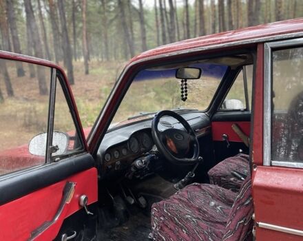 Красный ВАЗ 2103, объемом двигателя 1.5 л и пробегом 111 тыс. км за 368 $, фото 4 на Automoto.ua