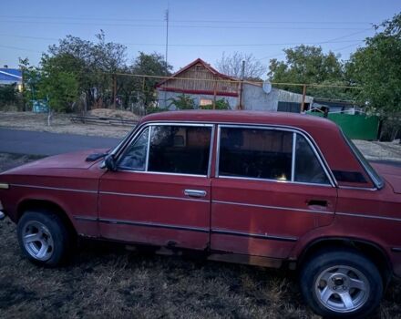 Красный ВАЗ 2103, объемом двигателя 1.5 л и пробегом 120 тыс. км за 600 $, фото 2 на Automoto.ua