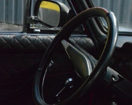 Красный ВАЗ 2103, объемом двигателя 1.3 л и пробегом 100 тыс. км за 1800 $, фото 5 на Automoto.ua