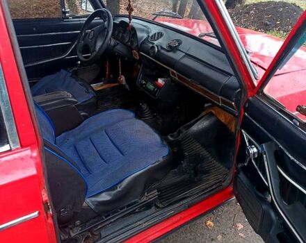 Красный ВАЗ 2103, объемом двигателя 1.5 л и пробегом 0 тыс. км за 560 $, фото 7 на Automoto.ua