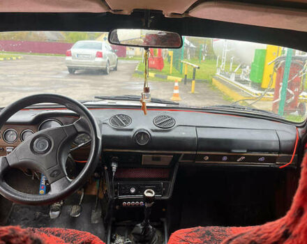 Красный ВАЗ 2103, объемом двигателя 0 л и пробегом 120 тыс. км за 530 $, фото 3 на Automoto.ua