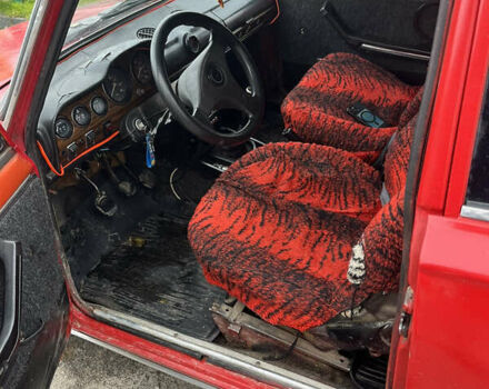 Красный ВАЗ 2103, объемом двигателя 0 л и пробегом 120 тыс. км за 530 $, фото 4 на Automoto.ua