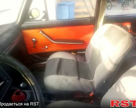 Красный ВАЗ 2103, объемом двигателя 1.3 л и пробегом 0 тыс. км за 360 $, фото 3 на Automoto.ua