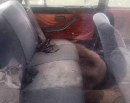 Червоний ВАЗ 2103, об'ємом двигуна 1.3 л та пробігом 200 тис. км за 286 $, фото 6 на Automoto.ua