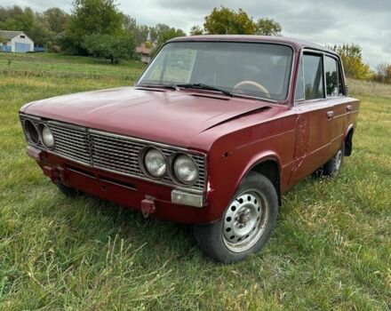 ВАЗ 2103 1984 в Кременчуге на Automoto.ua Красный ВАЗ 2103, объемом двигателя 1.6 л и пробегом 320 тыс. км за 300 $, фото 3 на Automoto.ua