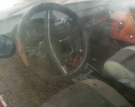 Червоний ВАЗ 2103, об'ємом двигуна 1.3 л та пробігом 200 тис. км за 286 $, фото 3 на Automoto.ua