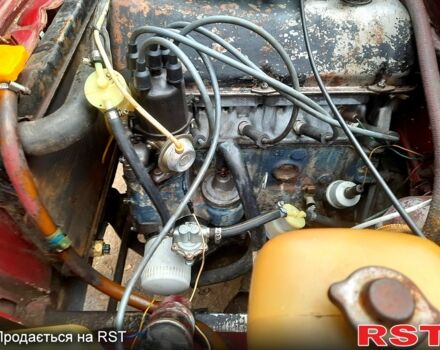 Красный ВАЗ 2103, объемом двигателя 1.6 л и пробегом 0 тыс. км за 800 $, фото 1 на Automoto.ua