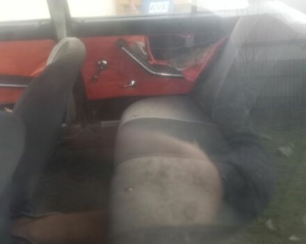 Червоний ВАЗ 2103, об'ємом двигуна 1.3 л та пробігом 200 тис. км за 286 $, фото 5 на Automoto.ua