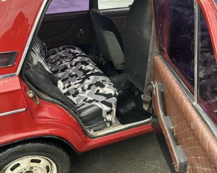 Червоний ВАЗ 2103, об'ємом двигуна 0 л та пробігом 200 тис. км за 900 $, фото 5 на Automoto.ua