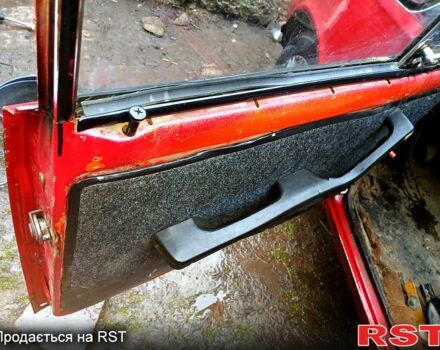 Красный ВАЗ 2103, объемом двигателя 1.5 л и пробегом 300 тыс. км за 450 $, фото 1 на Automoto.ua