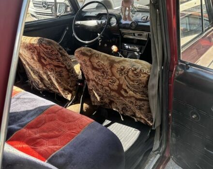 Красный ВАЗ 2103, объемом двигателя 0 л и пробегом 200 тыс. км за 475 $, фото 4 на Automoto.ua