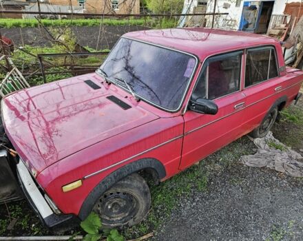 Красный ВАЗ 2103, объемом двигателя 0 л и пробегом 300 тыс. км за 376 $, фото 1 на Automoto.ua