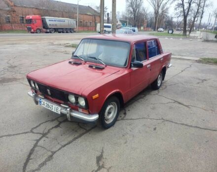Красный ВАЗ 2103, объемом двигателя 1.5 л и пробегом 200 тыс. км за 464 $, фото 1 на Automoto.ua