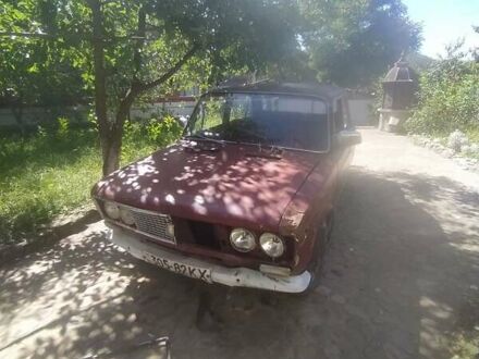 Красный ВАЗ 2103, объемом двигателя 1.5 л и пробегом 150 тыс. км за 250 $, фото 1 на Automoto.ua
