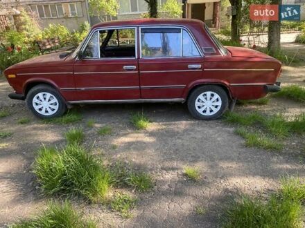 ВАЗ 2103 1975 в Николаеве на Automoto.ua Красный ВАЗ 2103, объемом двигателя 1.5 л и пробегом 480 тыс. км за 1200 $, фото 1 на Automoto.ua
