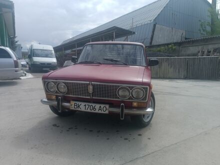 ВАЗ 2103 1975 в Ровно на Automoto.ua Красный ВАЗ 2103, объемом двигателя 0 л и пробегом 559 тыс. км за 290 $, фото 1 на Automoto.ua