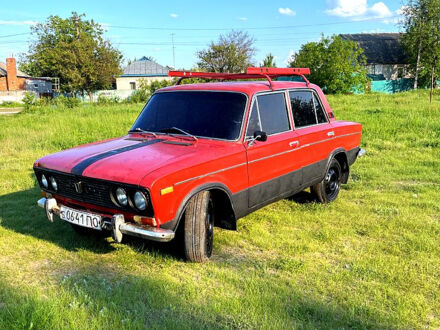 ВАЗ 2103 1975 в Кременчуге на Automoto.ua Красный ВАЗ 2103, объемом двигателя 1.5 л и пробегом 66 тыс. км за 380 $, фото 1 на Automoto.ua