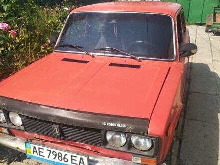 ВАЗ 2103 1975 в Днепре (Днепропетровске) на Automoto.ua Красный ВАЗ 2103, объемом двигателя 1.5 л и пробегом 852 тыс. км за 1000 $, фото 1 на Automoto.ua