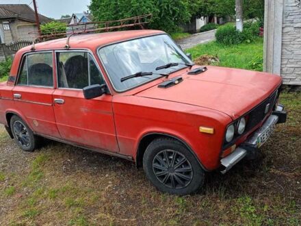 ВАЗ 2103 1976 в Каменское - Днепродзержинск на Automoto.ua Красный ВАЗ 2103, объемом двигателя 0 л и пробегом 1 тыс. км за 600 $, фото 1 на Automoto.ua