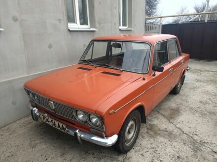 Красный ВАЗ 2103, объемом двигателя 1.5 л и пробегом 150 тыс. км за 400 $, фото 1 на Automoto.ua