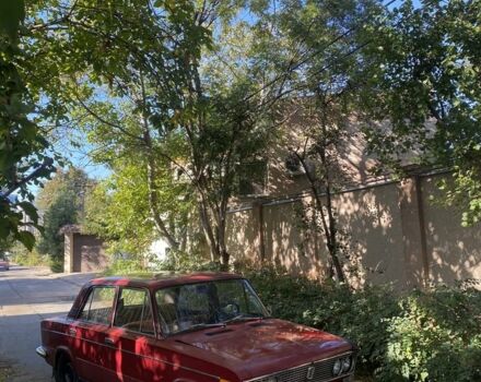 ВАЗ 2103 1976 в Одессе на Automoto.ua Красный ВАЗ 2103, объемом двигателя 1.6 л и пробегом 200 тыс. км за 450 $, фото 1 на Automoto.ua