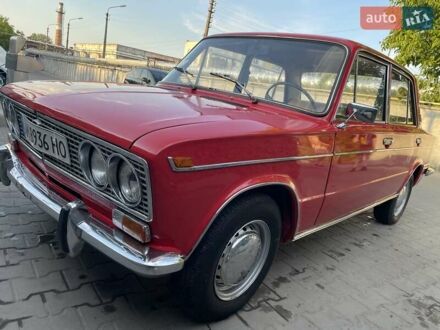 ВАЗ 2103 1976 в Житомире на Automoto.ua Красный ВАЗ 2103, объемом двигателя 0 л и пробегом 30 тыс. км за 2450 $, фото 1 на Automoto.ua