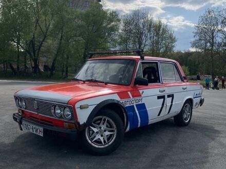 ВАЗ 2103 1976 в Виннице на Automoto.ua Красный ВАЗ 2103, объемом двигателя 1.5 л и пробегом 50 тыс. км за 2000 $, фото 1 на Automoto.ua