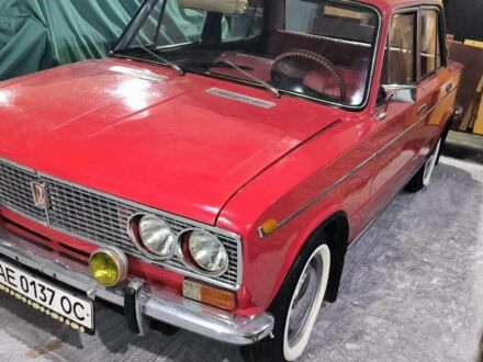 ВАЗ 2103 1976 у Дніпро (Дніпропетровську) на Automoto.ua Червоний ВАЗ 2103, об'ємом двигуна 0 л та пробігом 31 тис. км за 5000 $, фото 1 на Automoto.ua