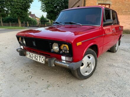 ВАЗ 2103 1976 у Рівному на Automoto.ua Червоний ВАЗ 2103, об'ємом двигуна 1.5 л та пробігом 1 тис. км за 999 $, фото 1 на Automoto.ua