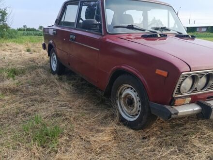 ВАЗ 2103 1977 в Конотопе на Automoto.ua Красный ВАЗ 2103, объемом двигателя 1 л и пробегом 150 тыс. км за 290 $, фото 1 на Automoto.ua