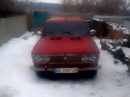 Красный ВАЗ 2103, объемом двигателя 1.5 л и пробегом 100 тыс. км за 700 $, фото 1 на Automoto.ua