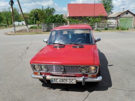 ВАЗ 2103 1979 в Никополе на Automoto.ua Красный ВАЗ 2103, объемом двигателя 1.7 л и пробегом 64 тыс. км за 1089 $, фото 1 на Automoto.ua