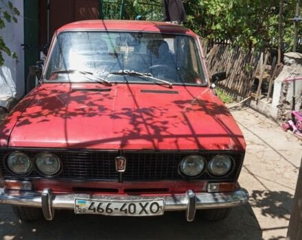 Красный ВАЗ 2103, объемом двигателя 1.6 л и пробегом 300 тыс. км за 484 $, фото 1 на Automoto.ua