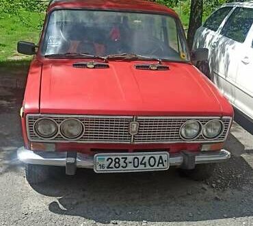 ВАЗ 2103 1982 в Хмельницком на Automoto.ua Красный ВАЗ 2103, объемом двигателя 1.5 л и пробегом 142 тыс. км за 650 $, фото 1 на Automoto.ua